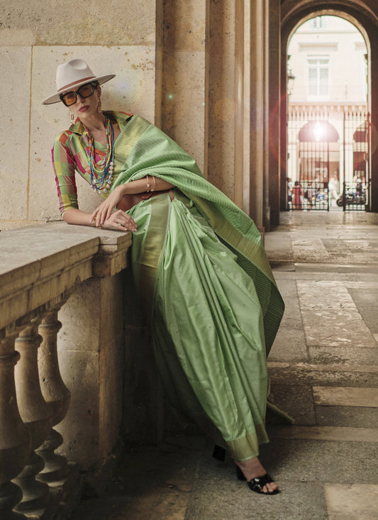 Parrot Green Soft Silk Handloom Woven Saree