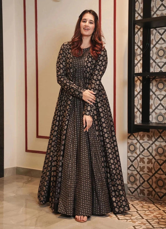 Black Faux Georgette Gown with Muslin Shrug