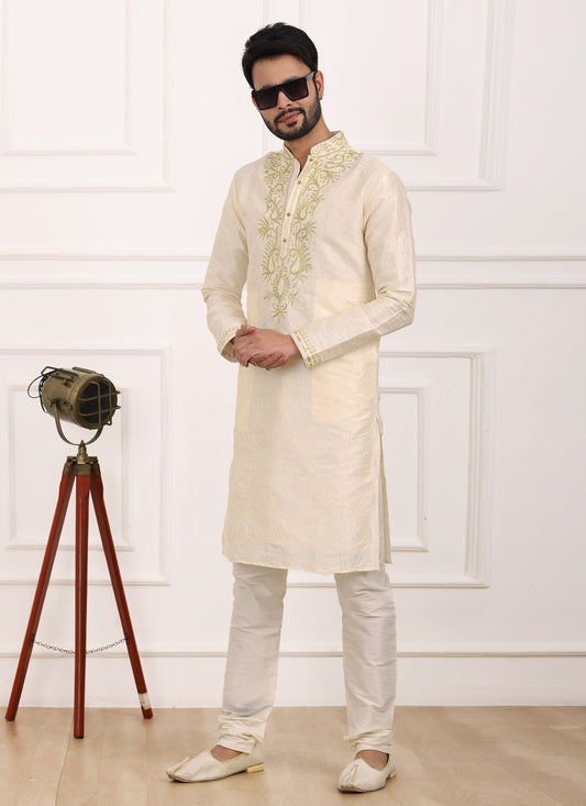Cream Banarasi Silk Thread Work Kurta Set