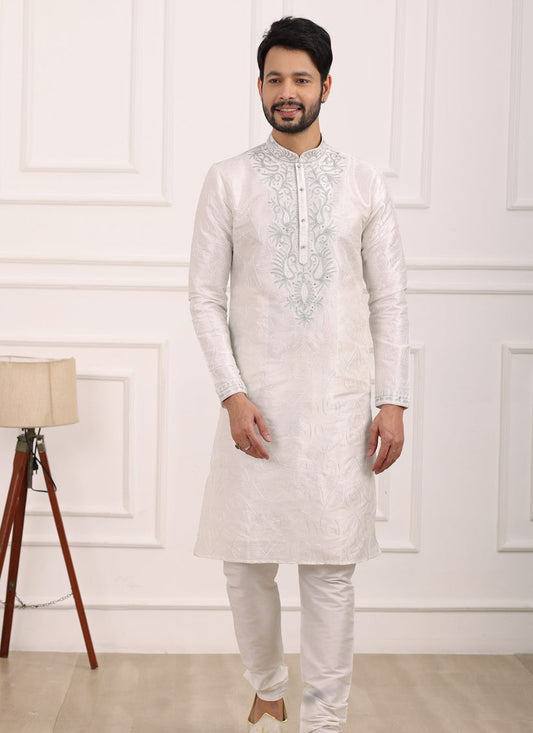 Off White Banarasi Silk Thread Work Kurta Set
