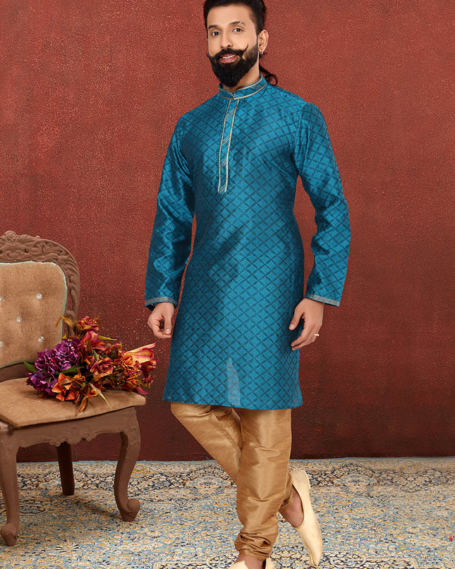 Mesmerizing Morpich Blackberry Mens Kurta Set