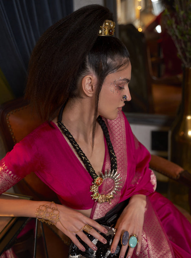 Raspberry Pink Faux Georgette Handloom Weaving Saree