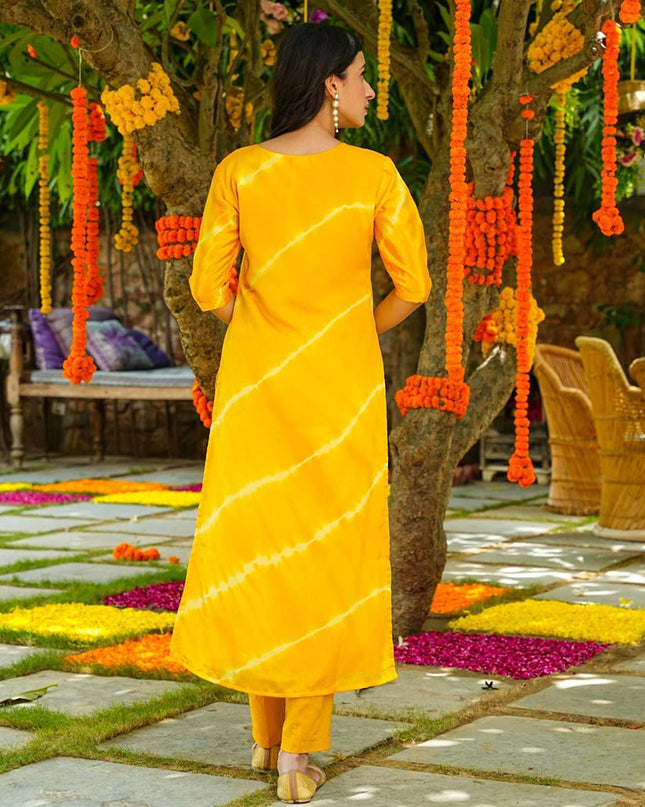 Lemon Yellow Muslin Plus Size Kurti with Bottom