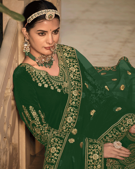 Kelly Green Velvet Heavy Embroidered Anarkali Suit