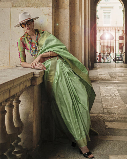 Parrot Green Soft Silk Handloom Woven Saree