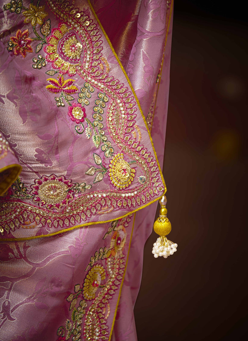 Trendsetting Rose Pink Pure Banarasi Kanjivaram Saree for Wedding