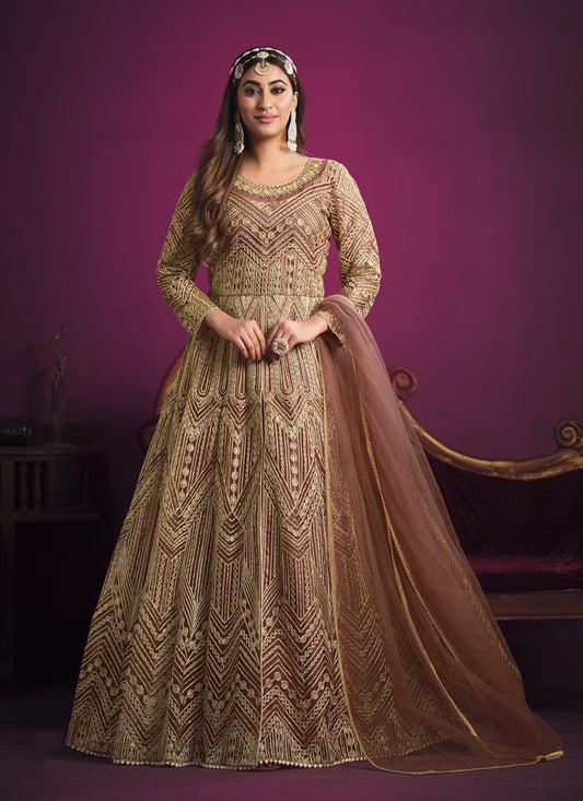 Mesmerizing Rose Gold Net Embroidered Designer Pant Kameez