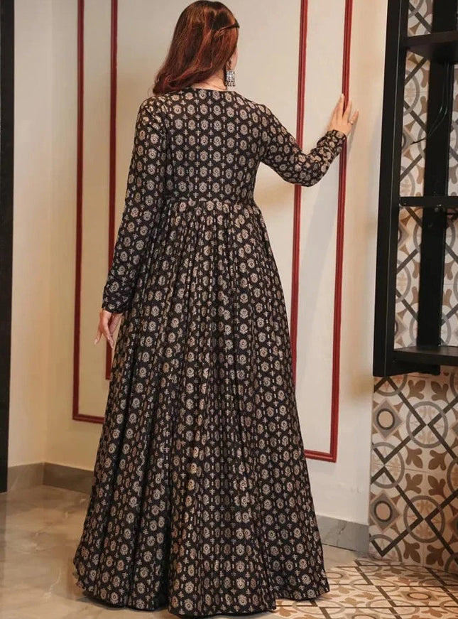 Black Faux Georgette Gown with Muslin Shrug