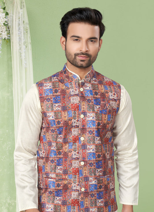 Cream Kurta Pyjama Set with Maroon Jacket