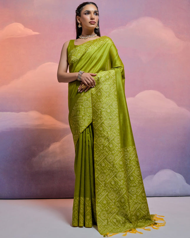 Mahendi Green Handloom Raw Silk Woven Saree